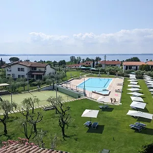 https://residence-primera-moniga-del-garda.it-lombardy.com